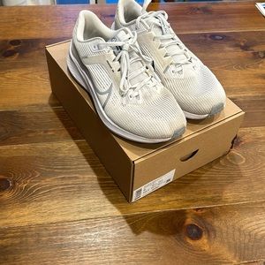 Nike Air zoom Pegasus 40 Size 9 men’s